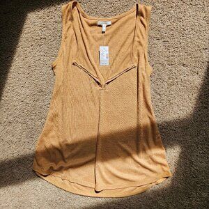 NWT - Maurices Brown Tank